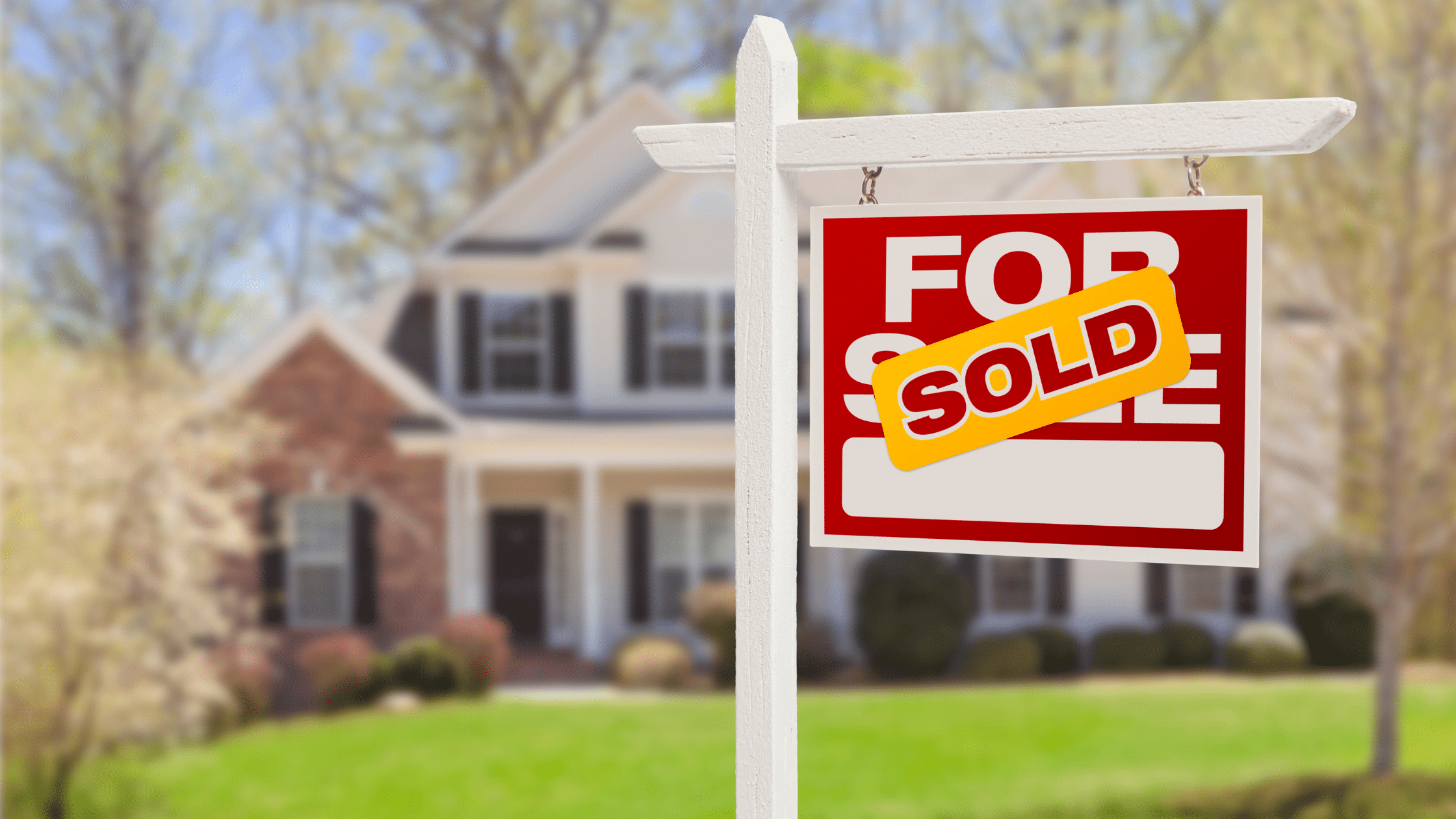 The question, how to sell your house, is presented with a for sale and sold signs.